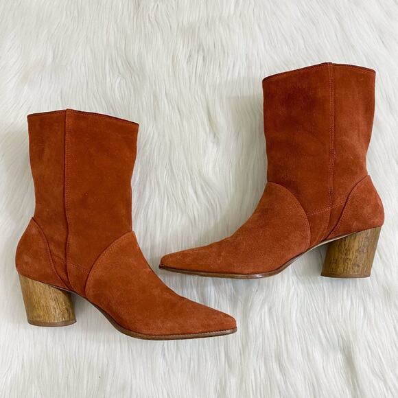 Anthro Bernardo Burnt Orange Suede Western Style Boots w Fringe Women's Sz 9 EUC - Picture 5 of 9